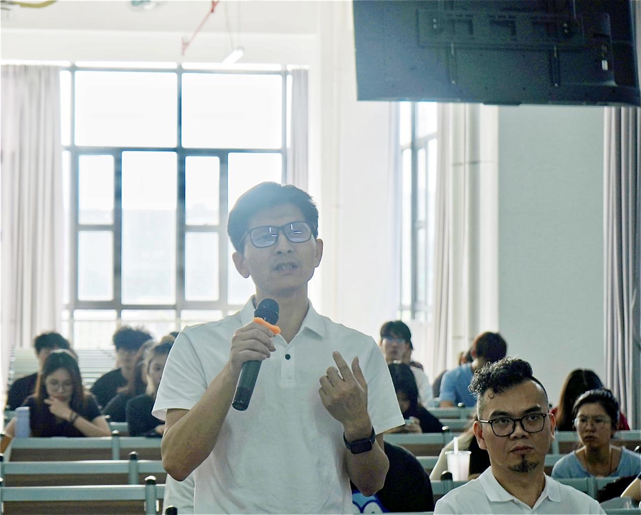 c1d29c1f816fb2d658153f89c7ab7837